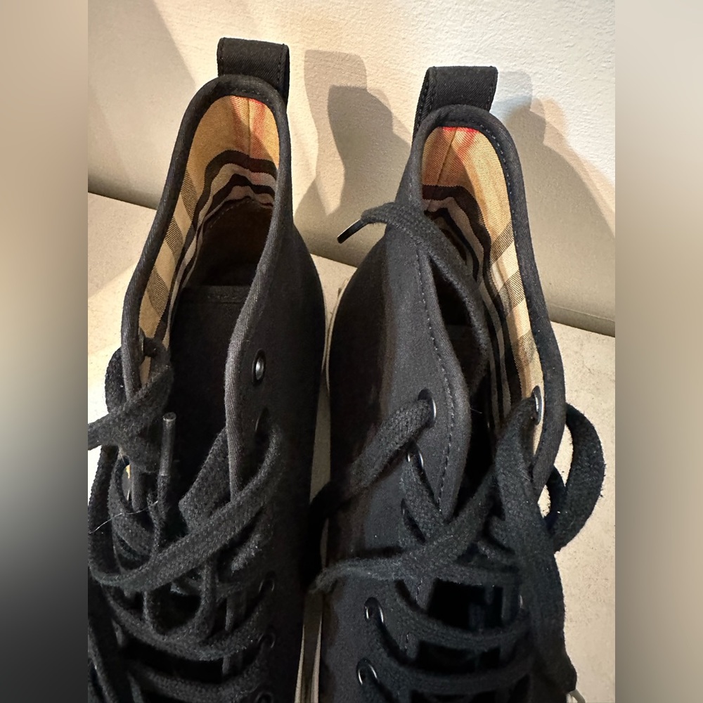 Burberry sneaker canvas - Picture 5 of 5